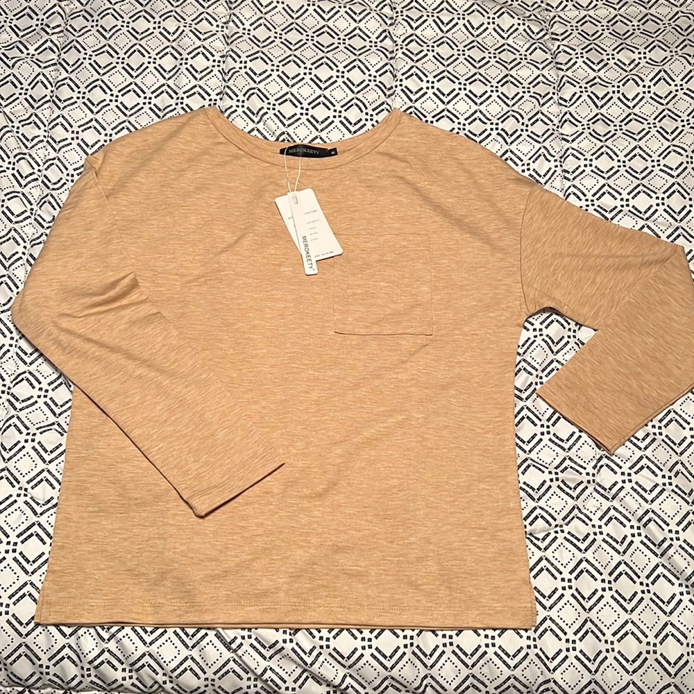 Merokeety Long Sleeved Shirt